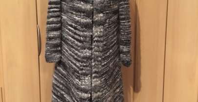 Warm durch die letzten Wintertage: Strickmantel