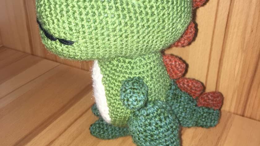 Frisch geschlüpfter Babydinosaurier