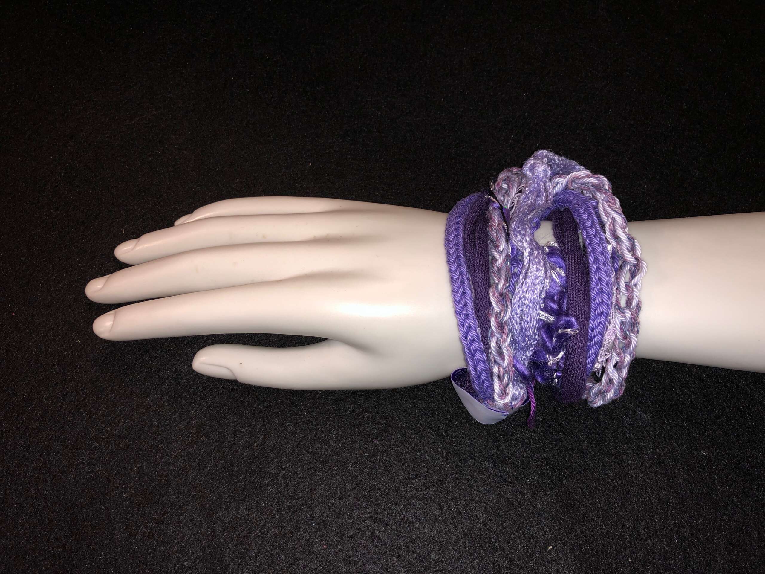 Dürfen wir vorstellen: Das Strickbandbangle