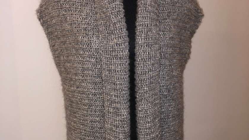 Ärmellose Kuscheljacke